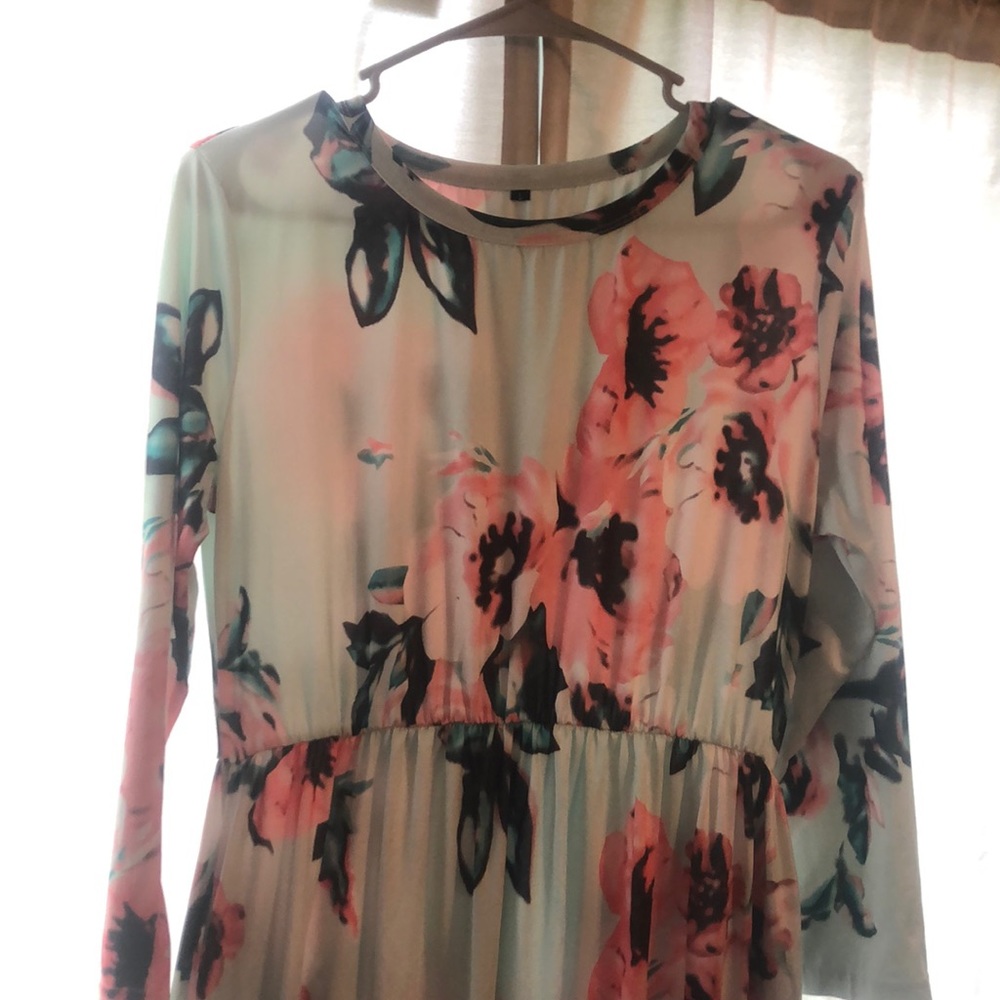 ✨BLACK FRIDAY SALE✨ Floral dress